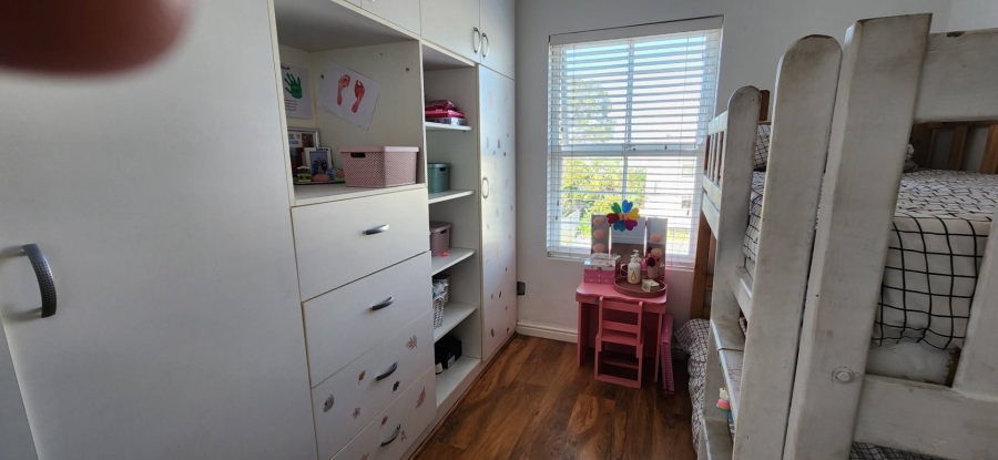 2 Bedroom Property for Sale in Wynberg Western Cape